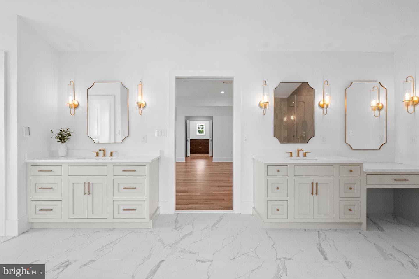 477 Black Swan Lane photo 33