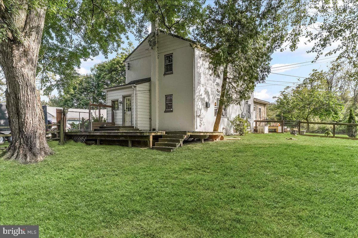 990 Chesterville Road photo 36