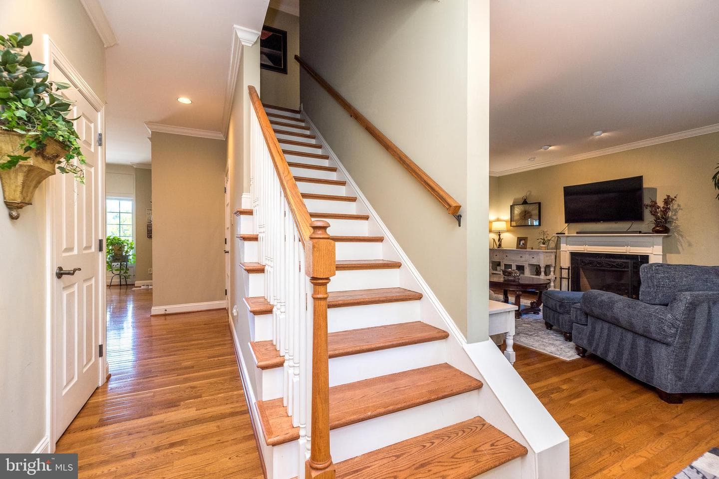 439 Fairmont Drive photo 27