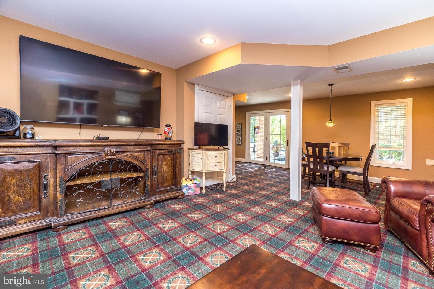 439 Fairmont Drive photo 44