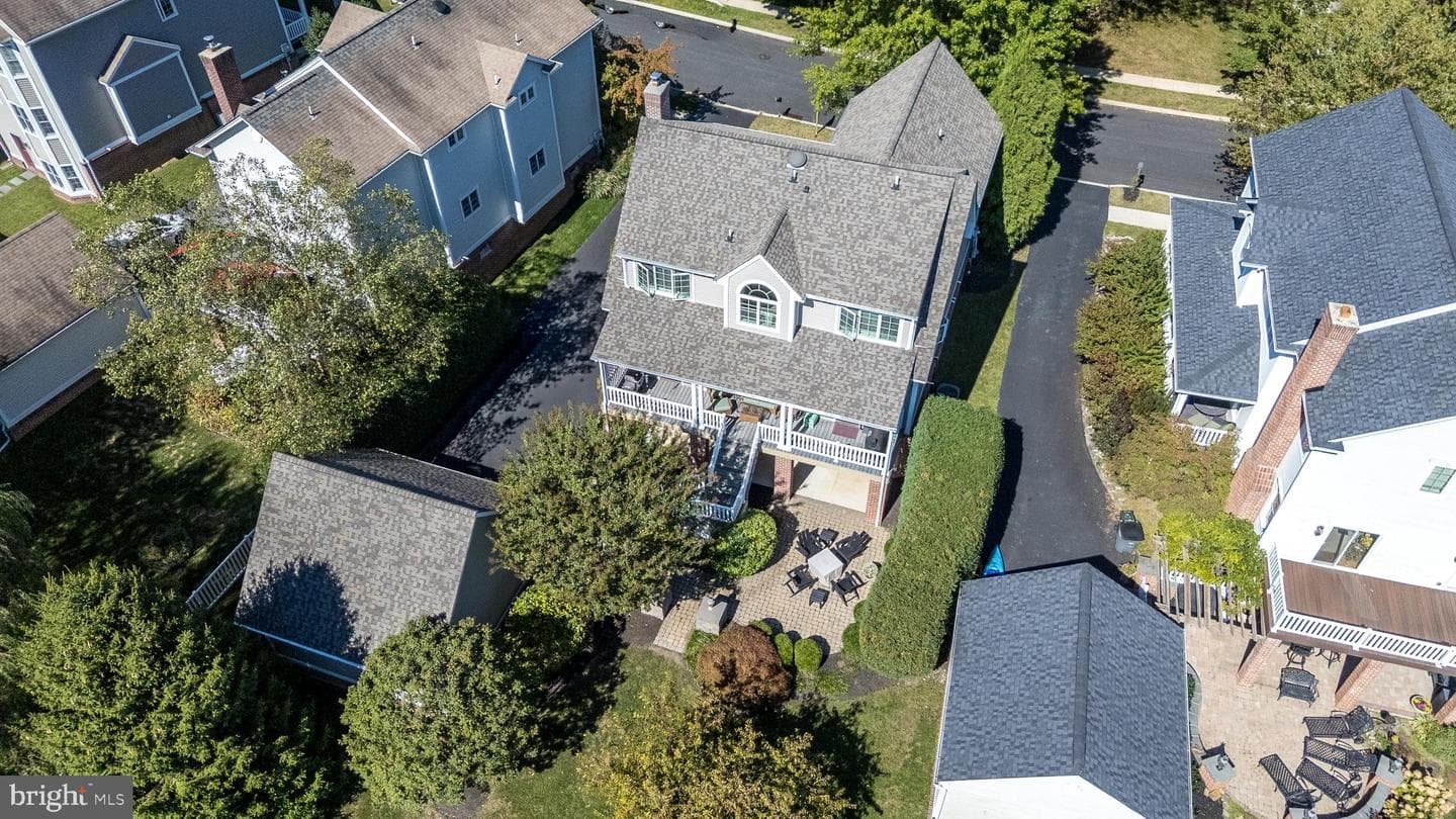 439 Fairmont Drive photo 65