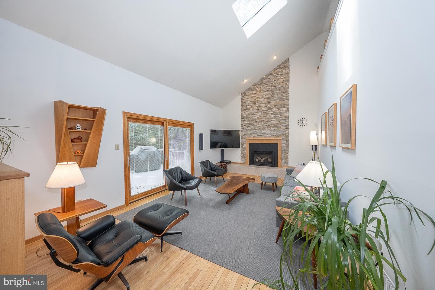 820 Weadley Road photo 13