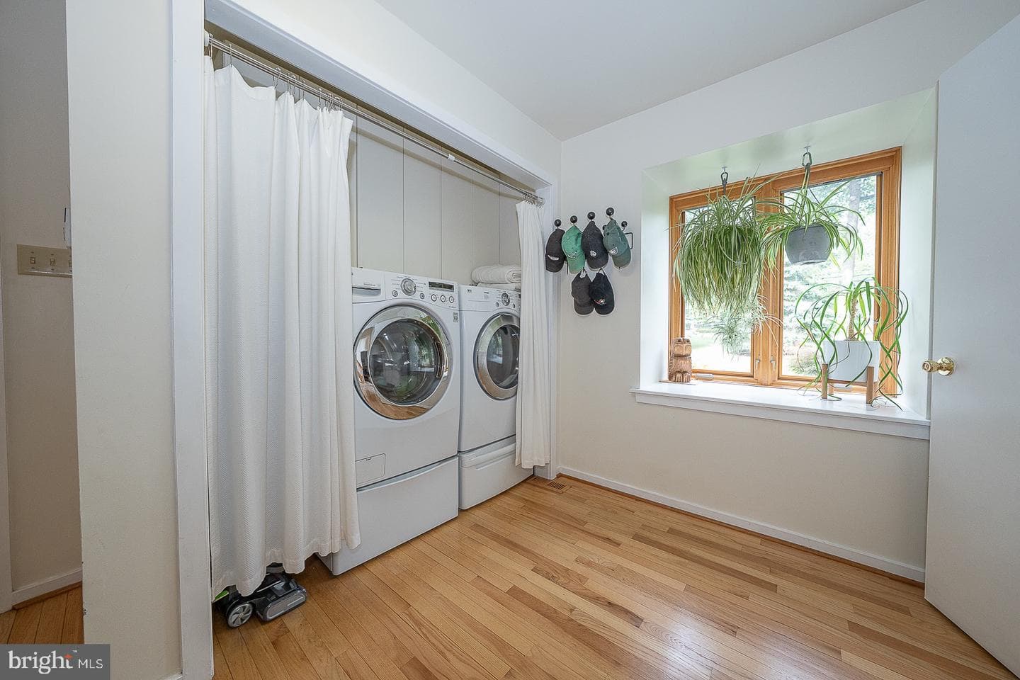 820 Weadley Road photo 21
