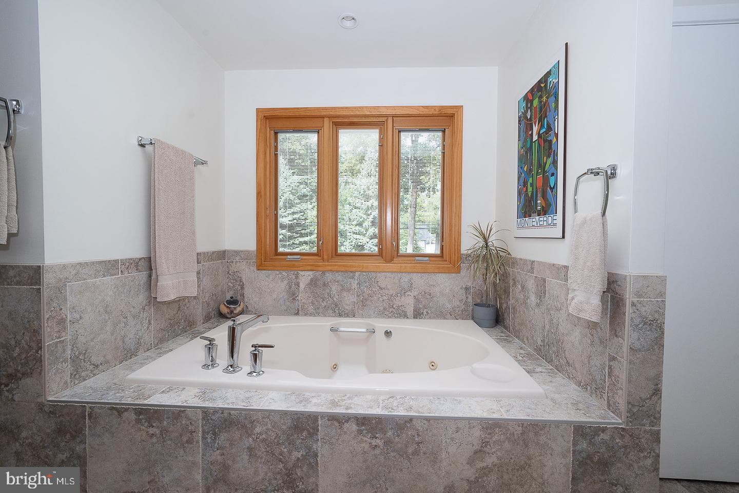 820 Weadley Road photo 27
