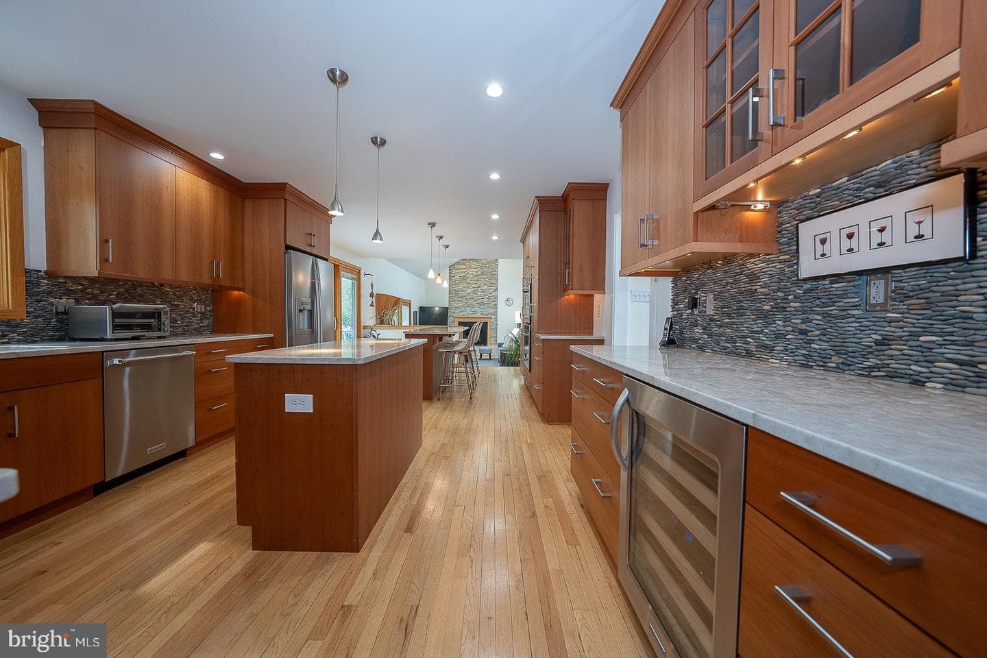 820 Weadley Road photo 6