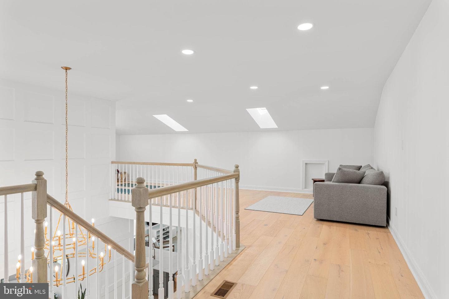 142 Preakness Way photo 31
