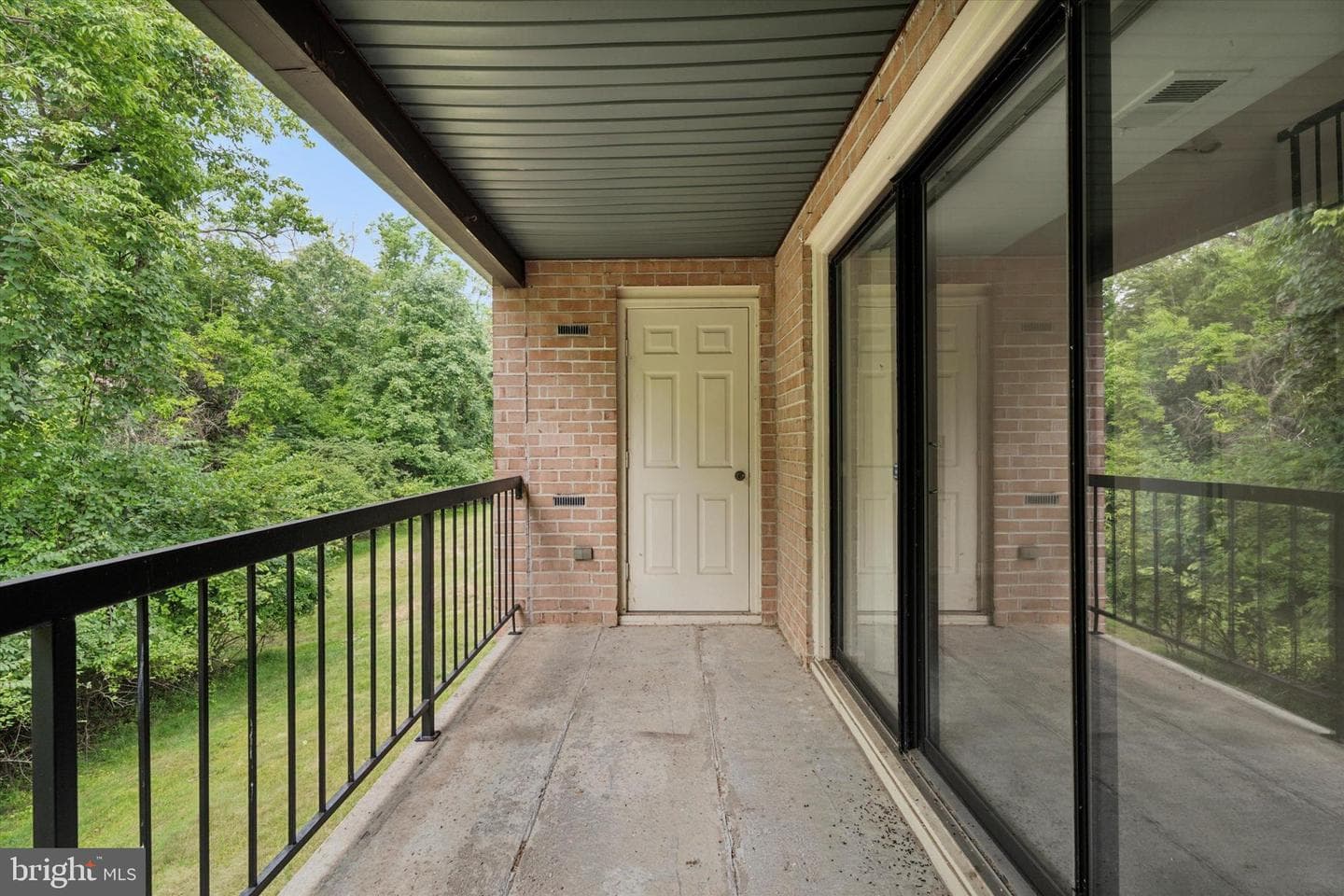 722 Washington Place #22 photo 16
