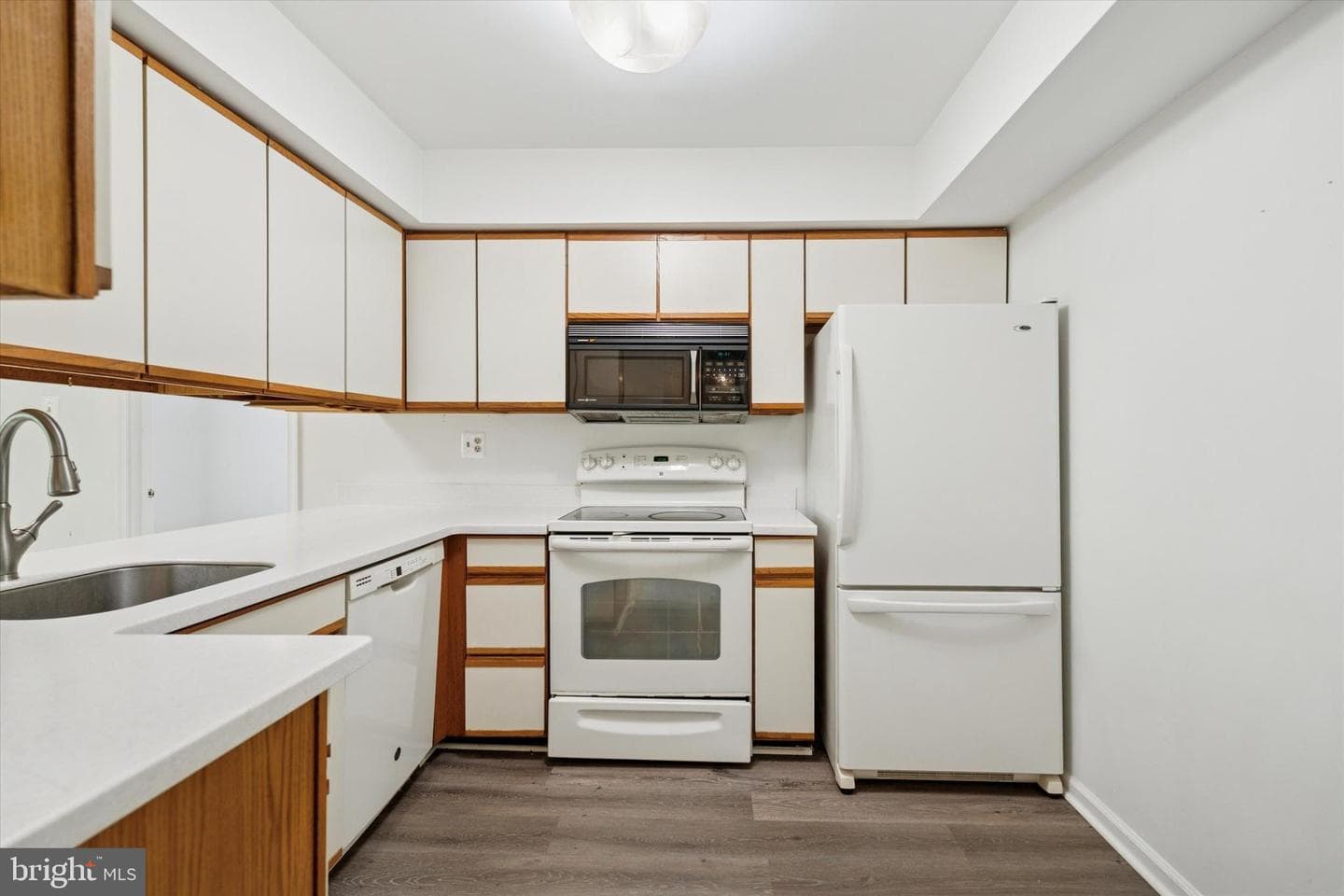 722 Washington Place #22 photo 6