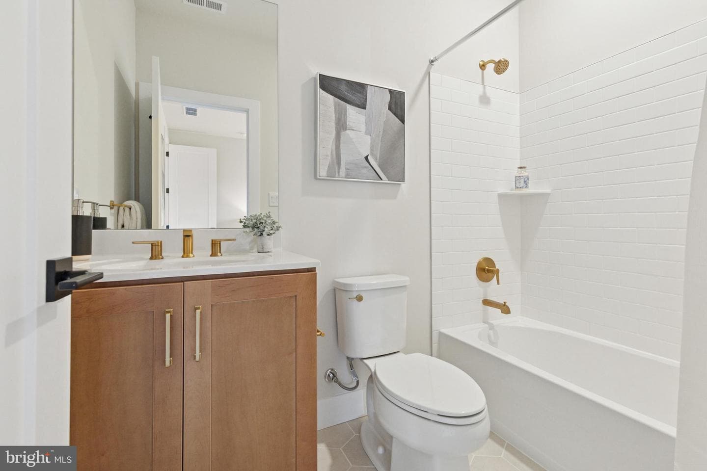 145 The Vesper Elite - Homesite 53 photo 22