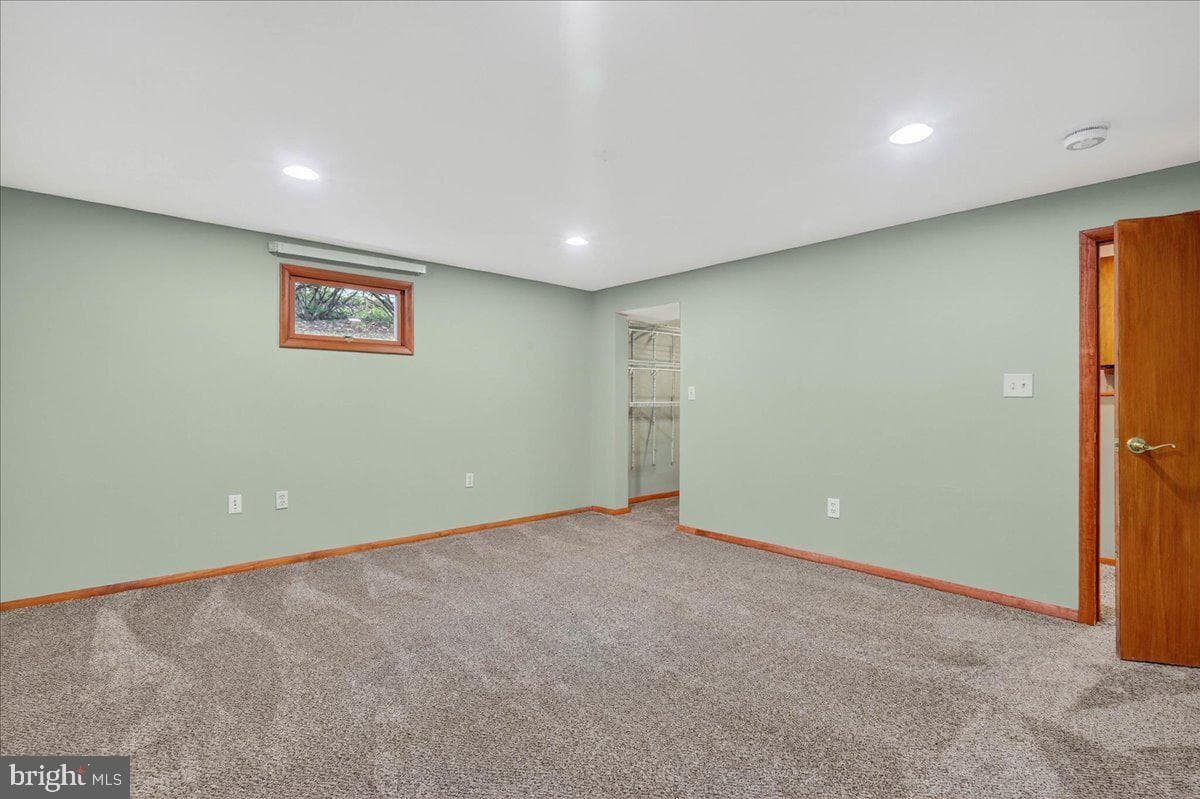 121 Midway Road photo 31