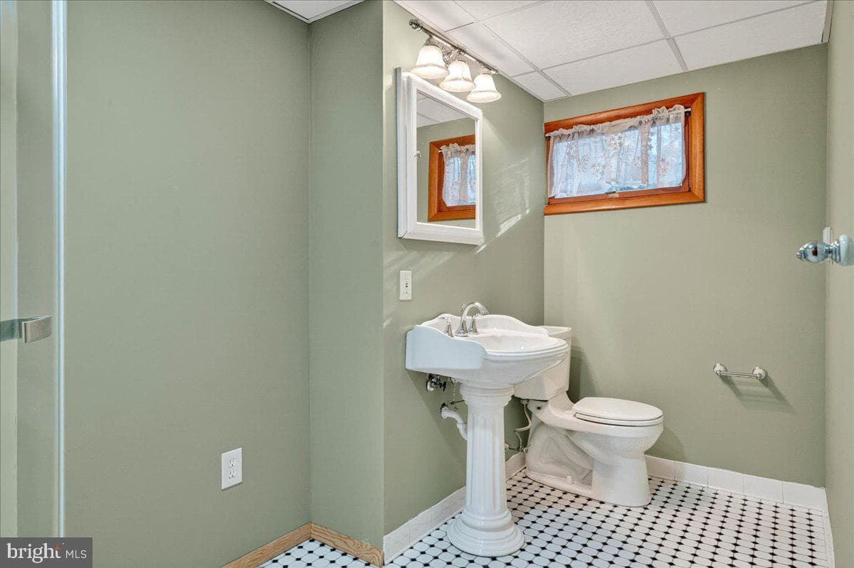 121 Midway Road photo 33