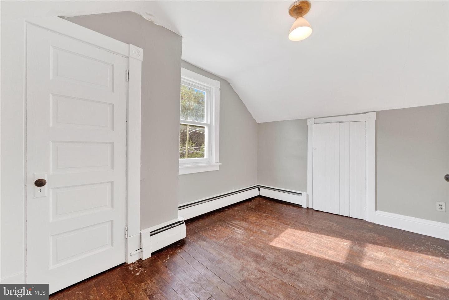 219 Green Street photo 14