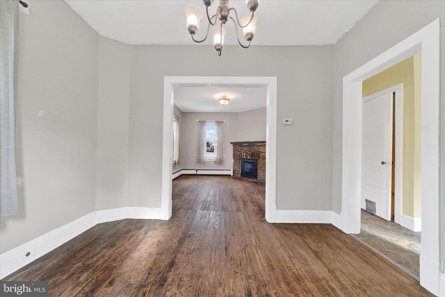 219 Green Street photo 7