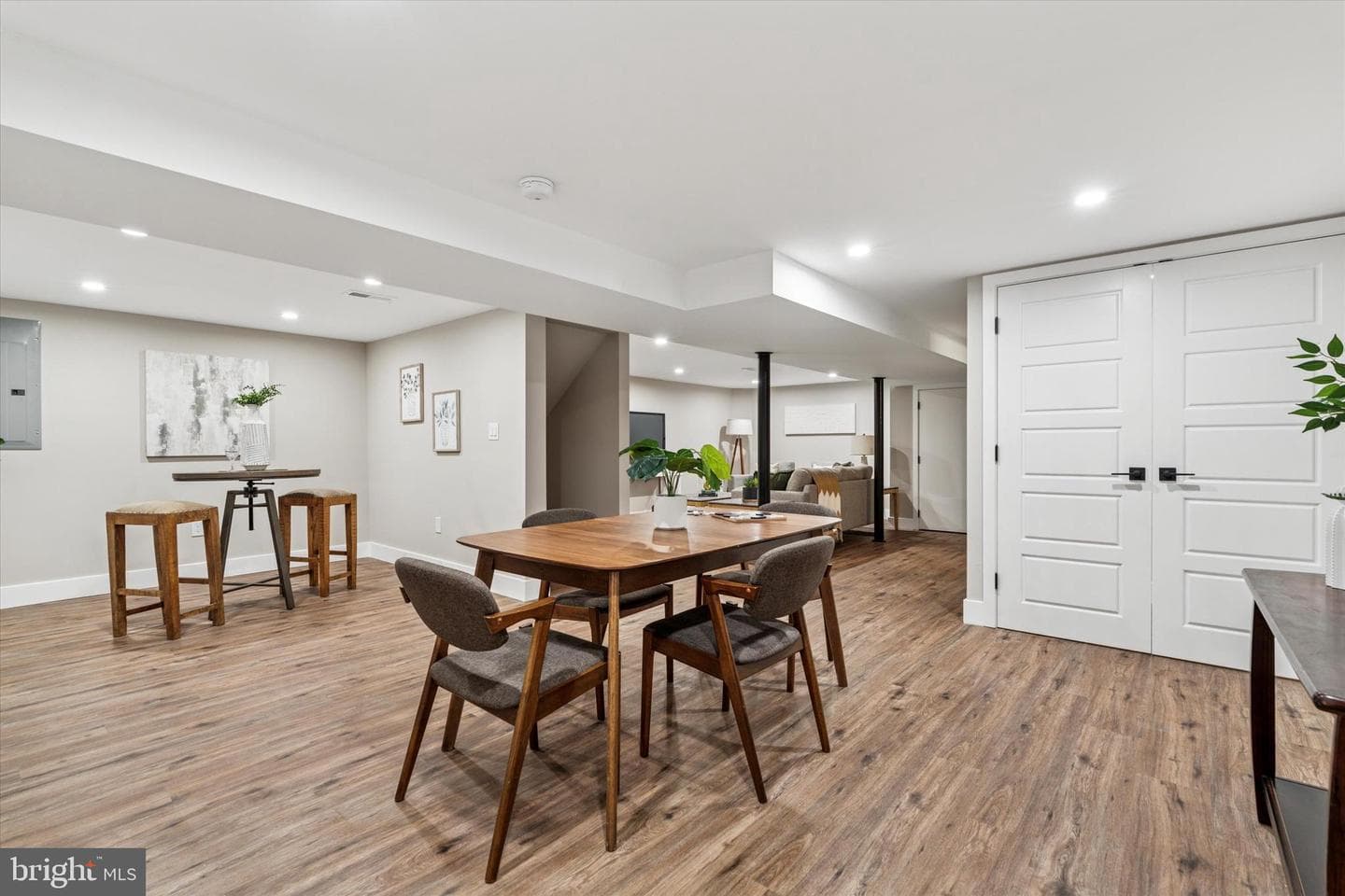 306 Greenhill Road photo 33