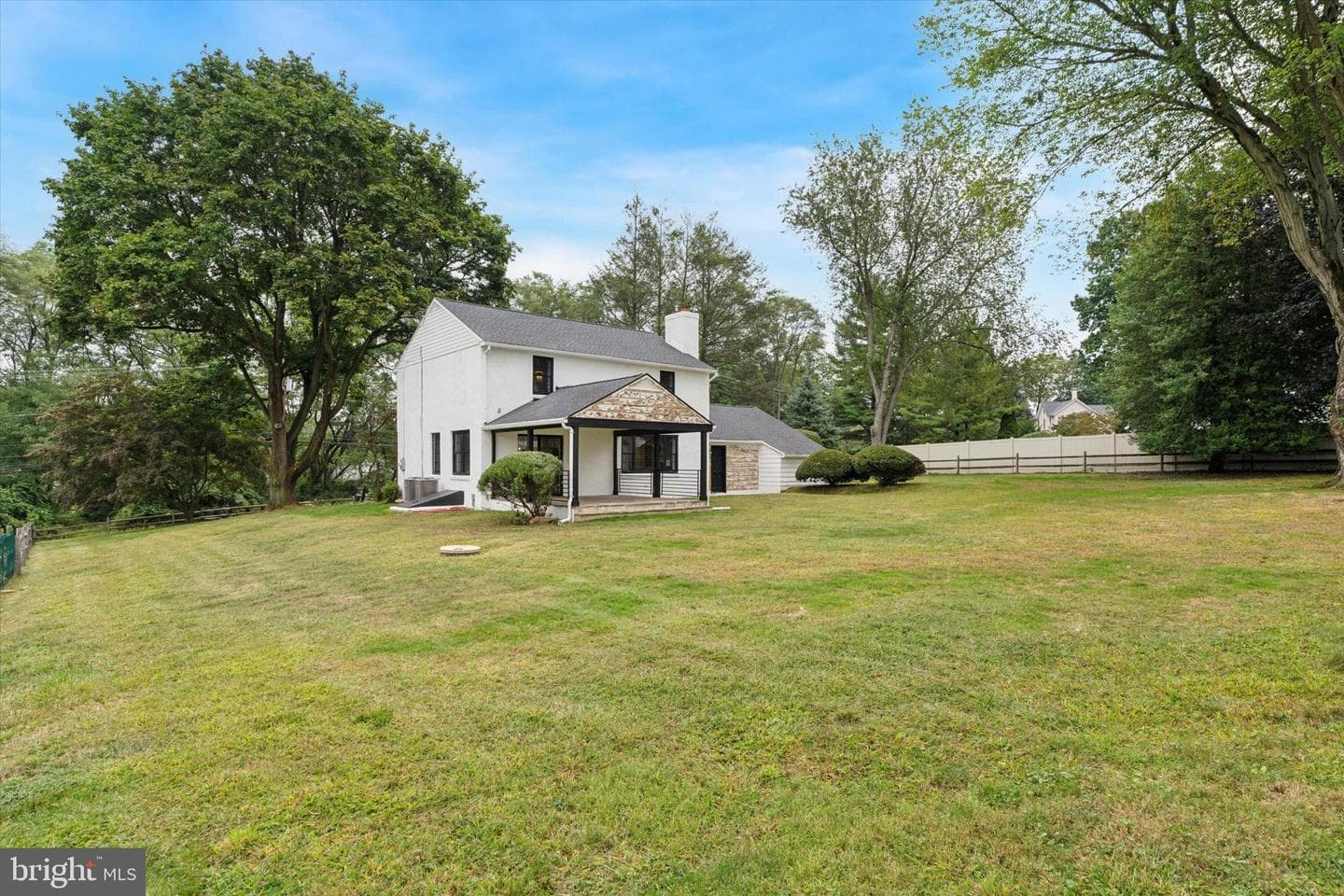 306 Greenhill Road photo 35