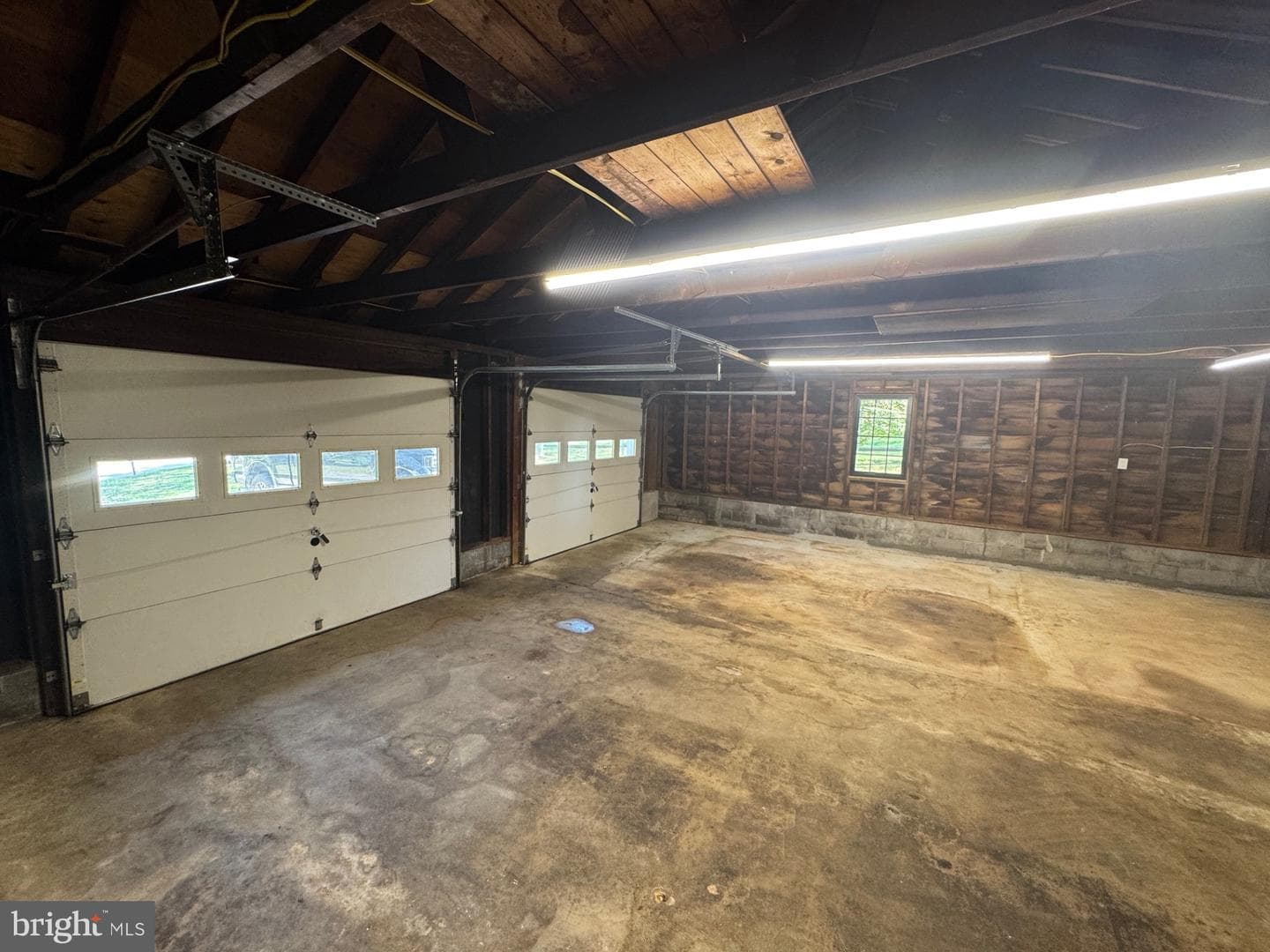 306 Greenhill Road photo 37