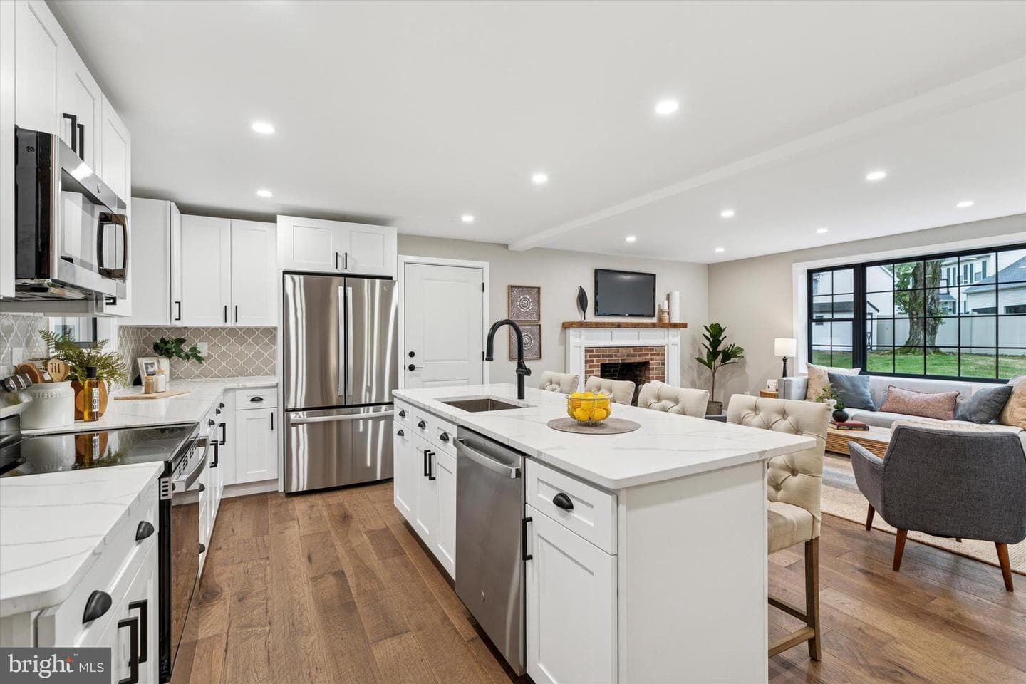 306 Greenhill Road photo 9