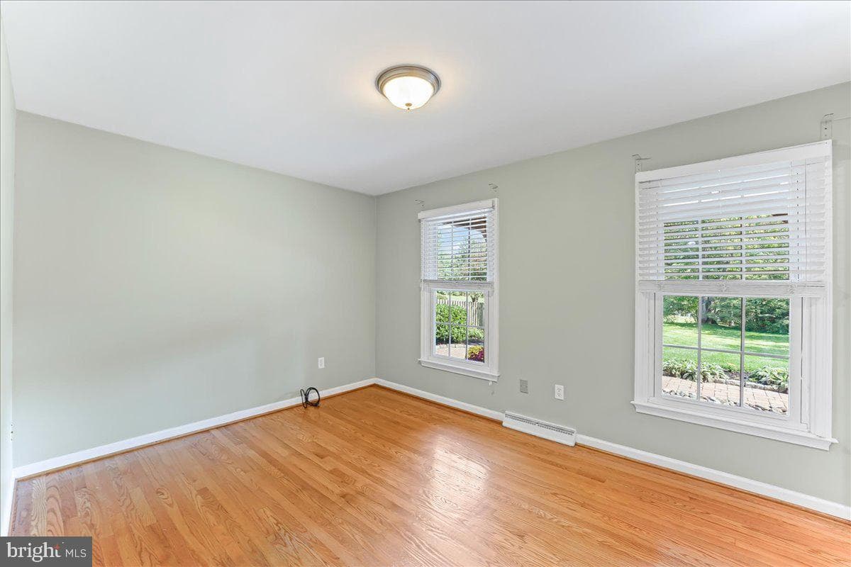 122 Round Hill Road photo 39