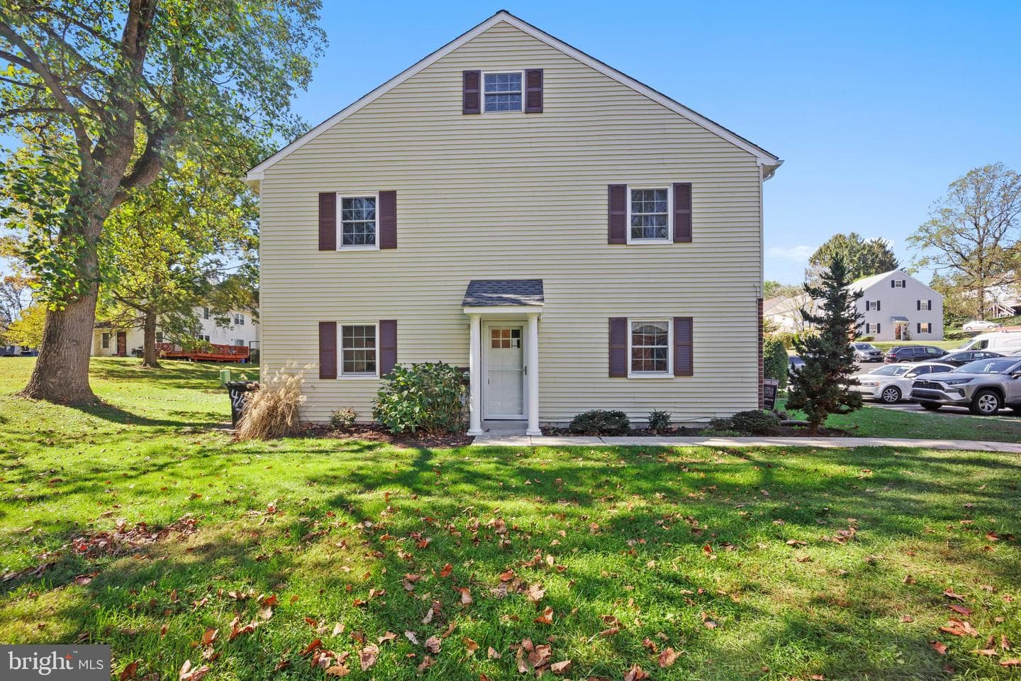 415 E Anglesey Terrace #415 photo 2