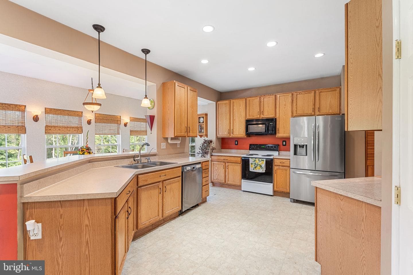 24 Caversham Drive photo 10