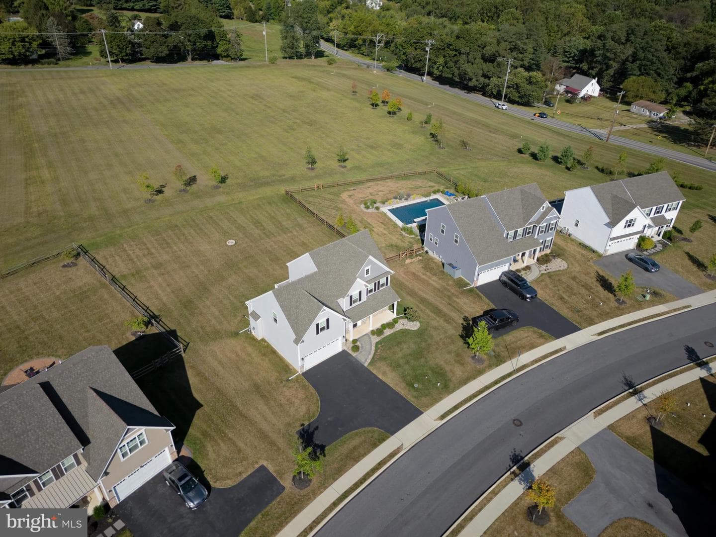 6 Vinebury Lane photo 32