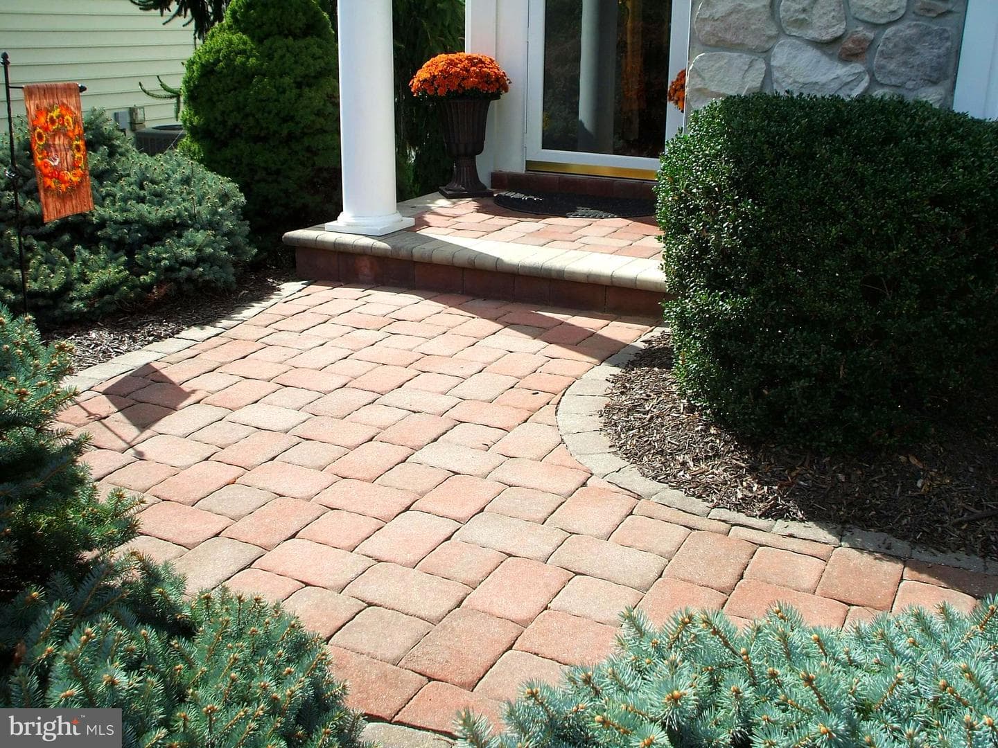 213 Katsura Drive photo 38