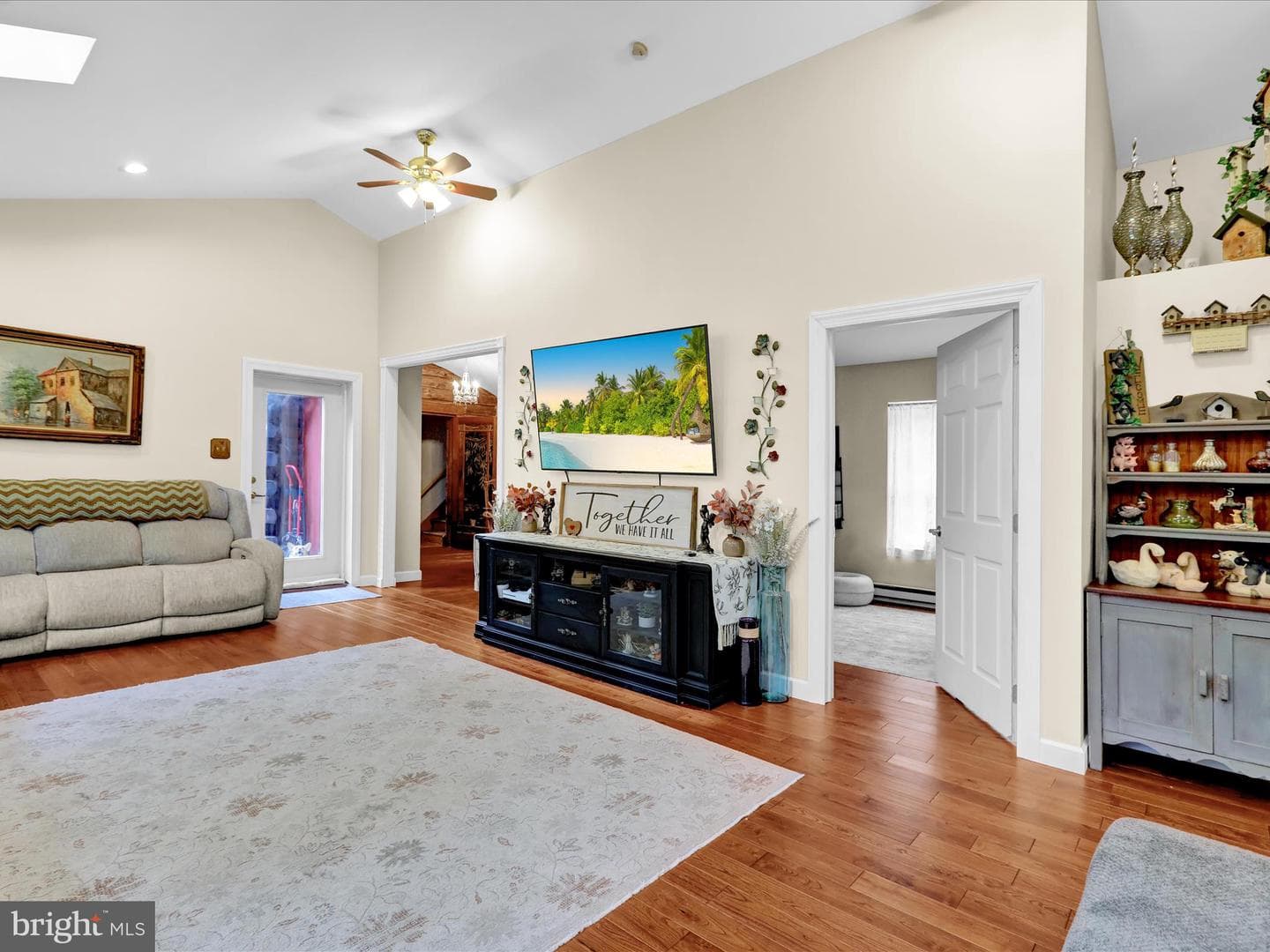 270 Laurel Road photo 25