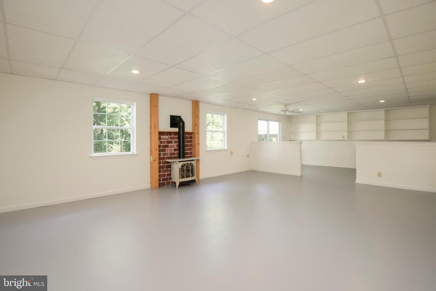 403 E Glenview Drive photo 22