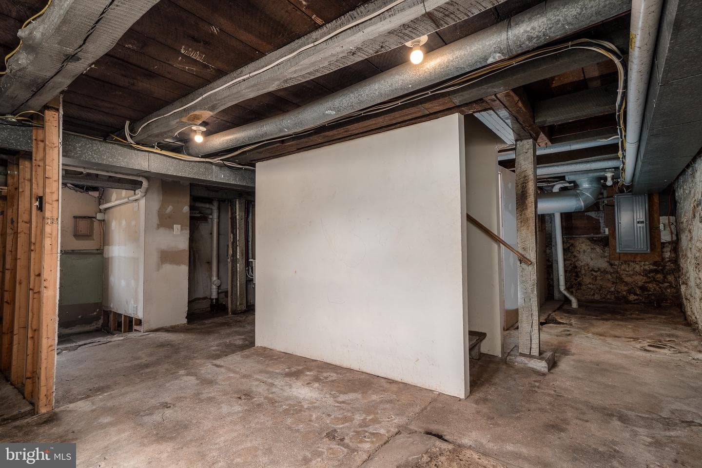 370 Hopewell Road photo 20