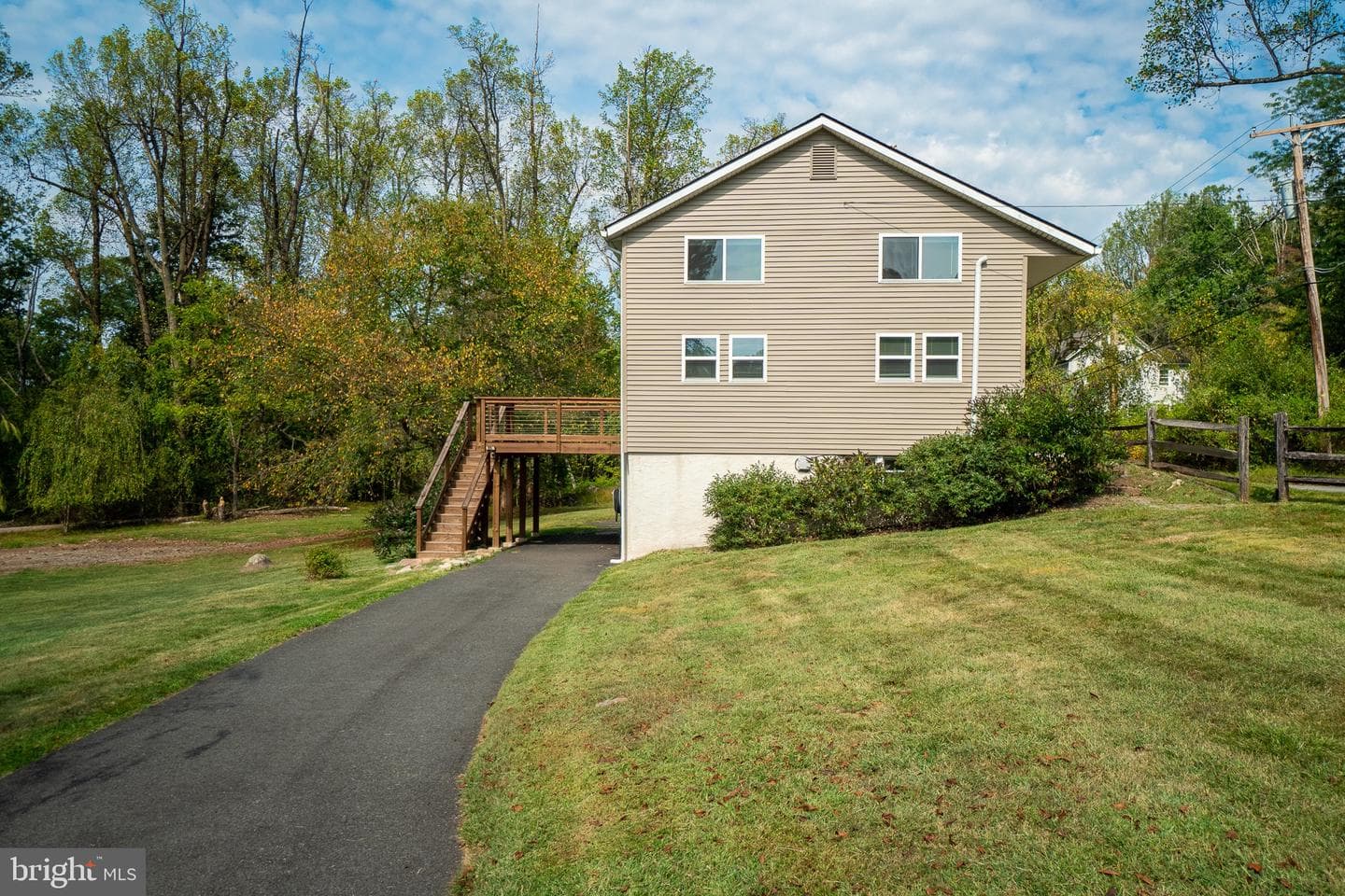 370 Hopewell Road photo 29
