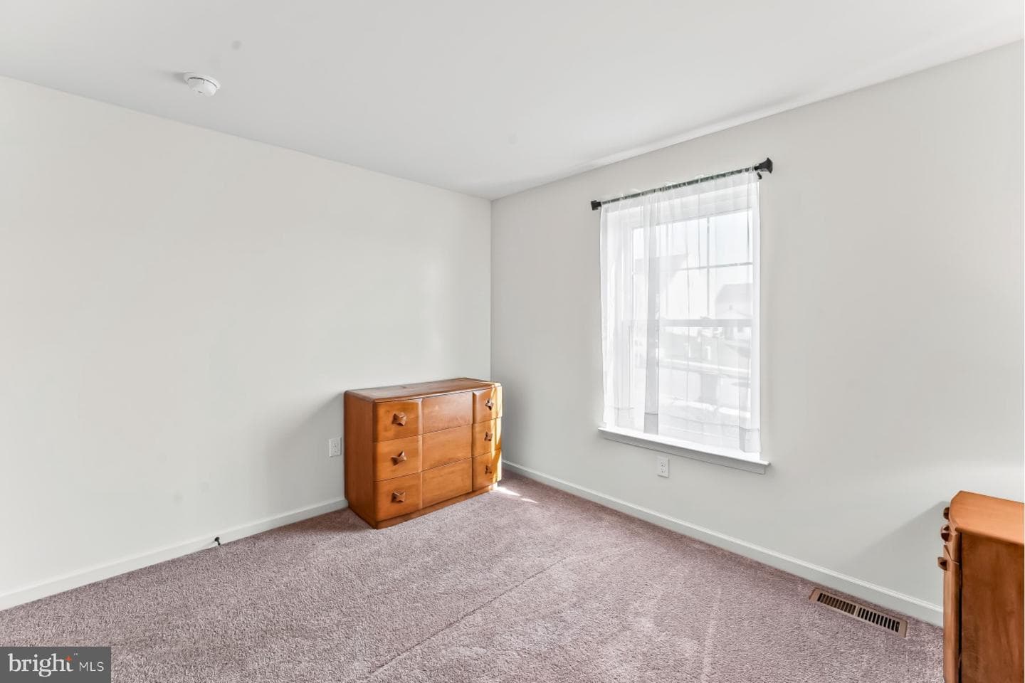 242 Greenwood Drive photo 12