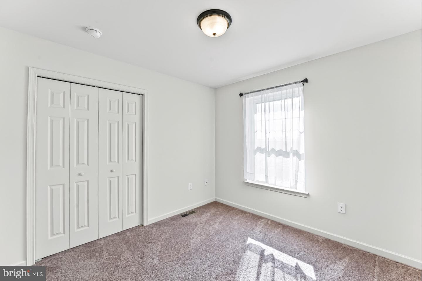 242 Greenwood Drive photo 13