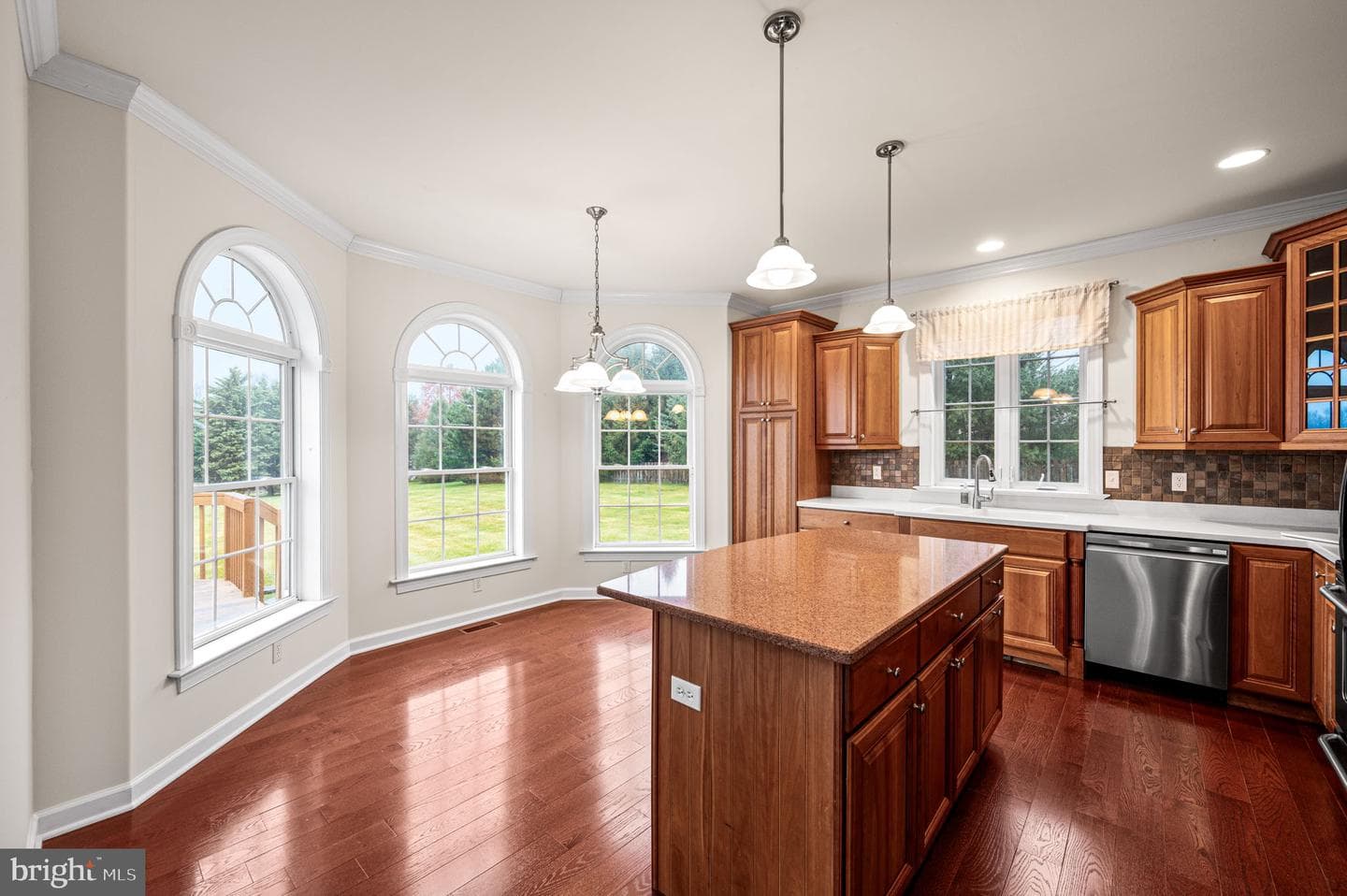 114 Jacobs Drive photo 6