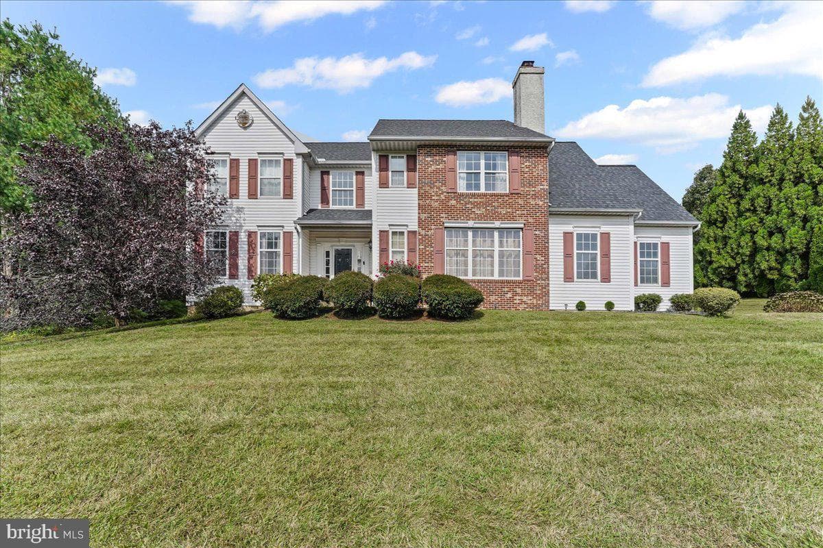 113 Ronway Drive photo 1