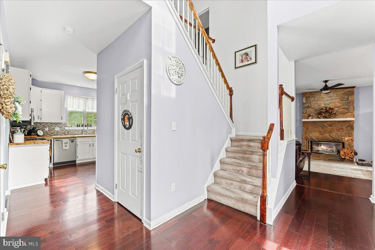 113 Ronway Drive photo 4