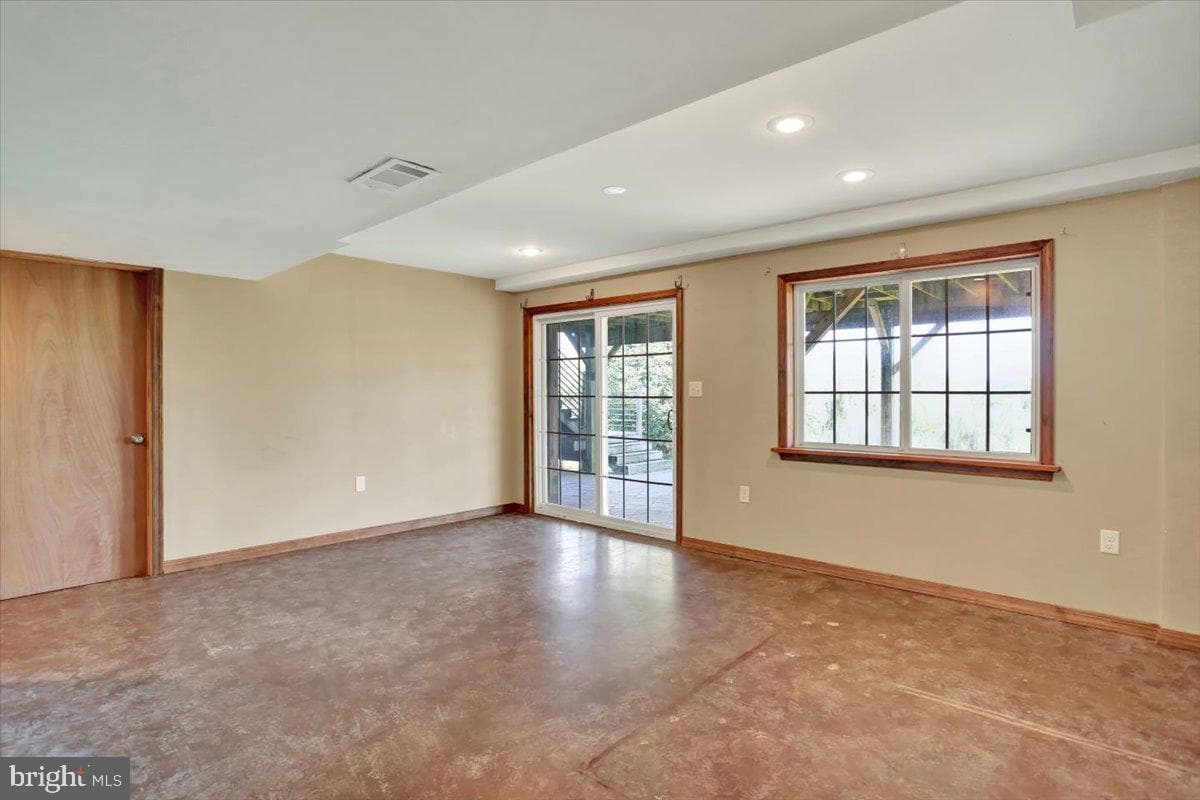281 Merwood Drive photo 20