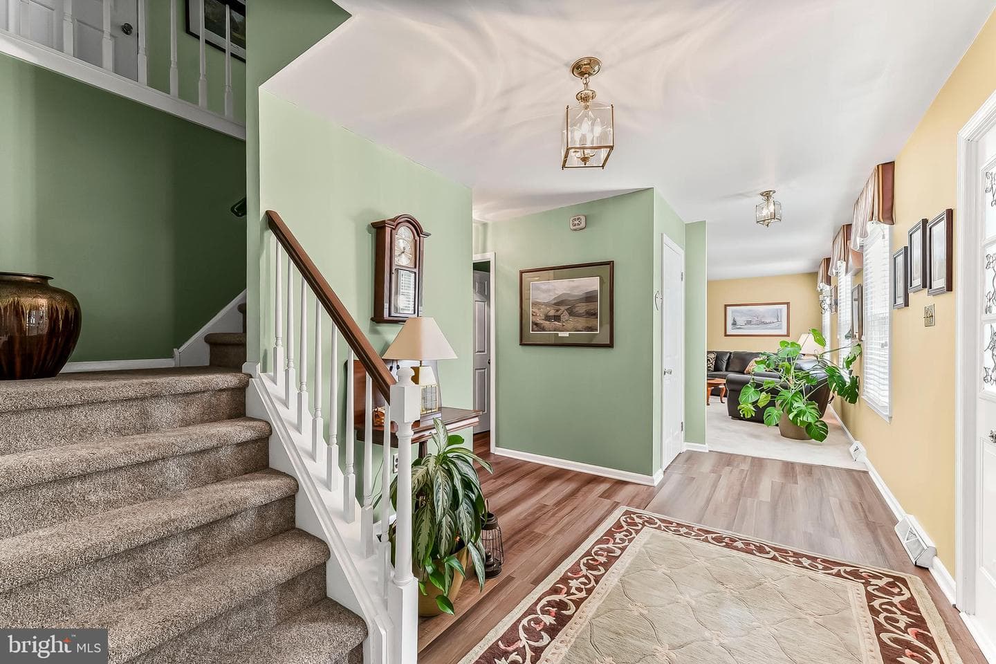 105 Helm Way photo 3