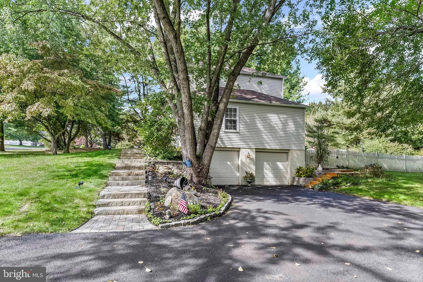 105 Helm Way photo 66