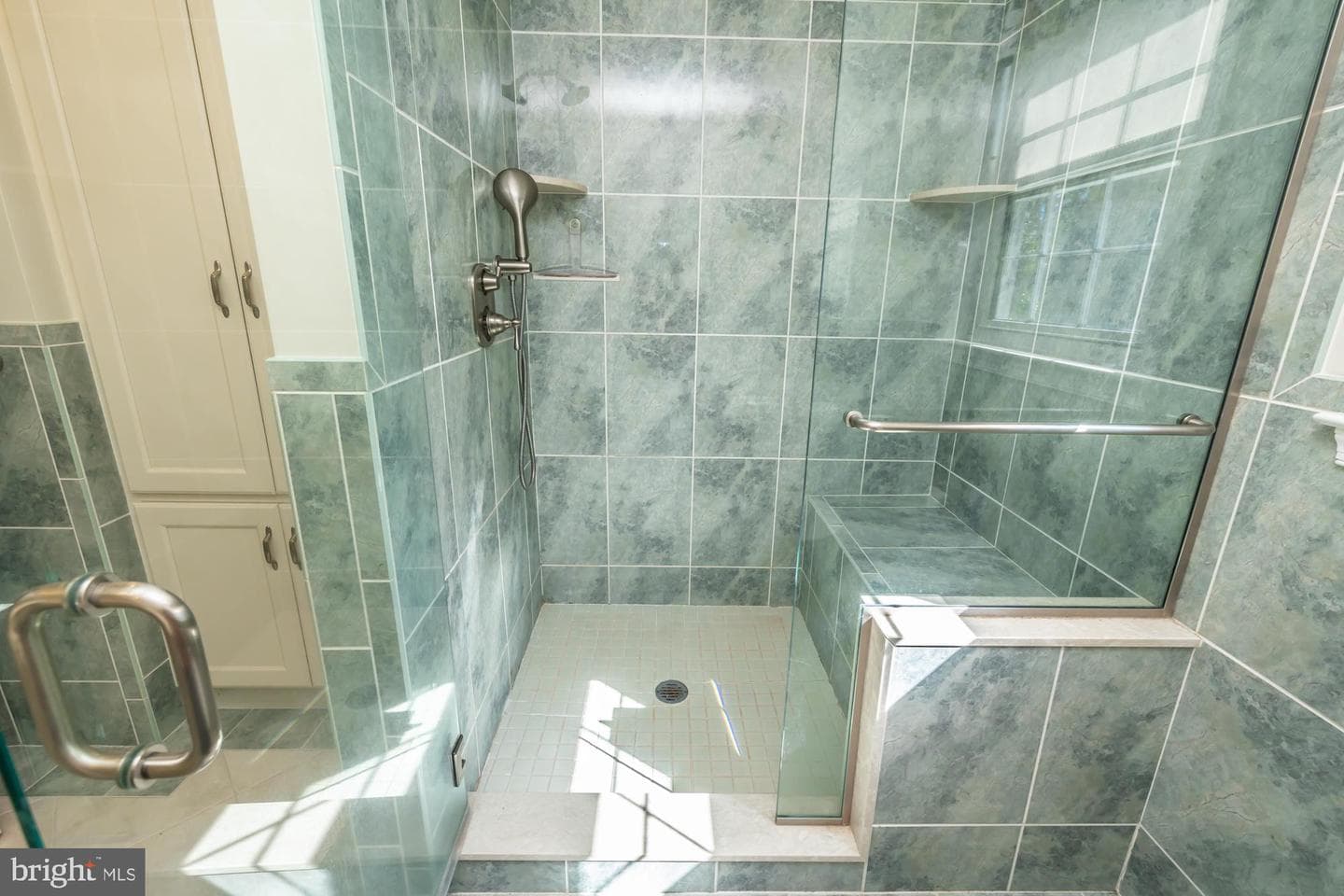 12 Flintshire Road photo 35