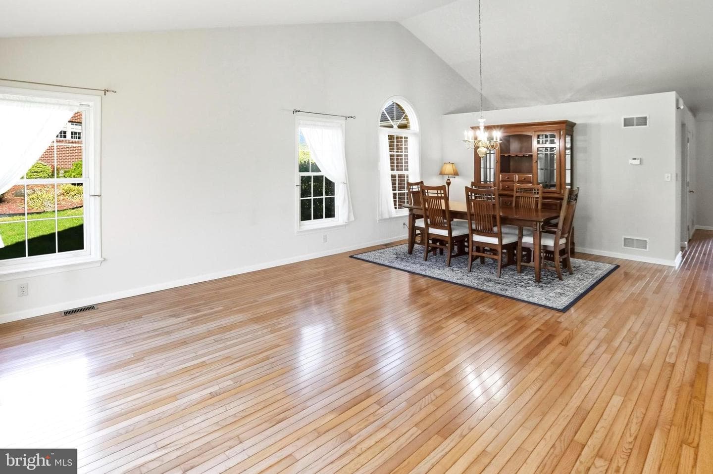 242 Steeplechase Drive photo 34