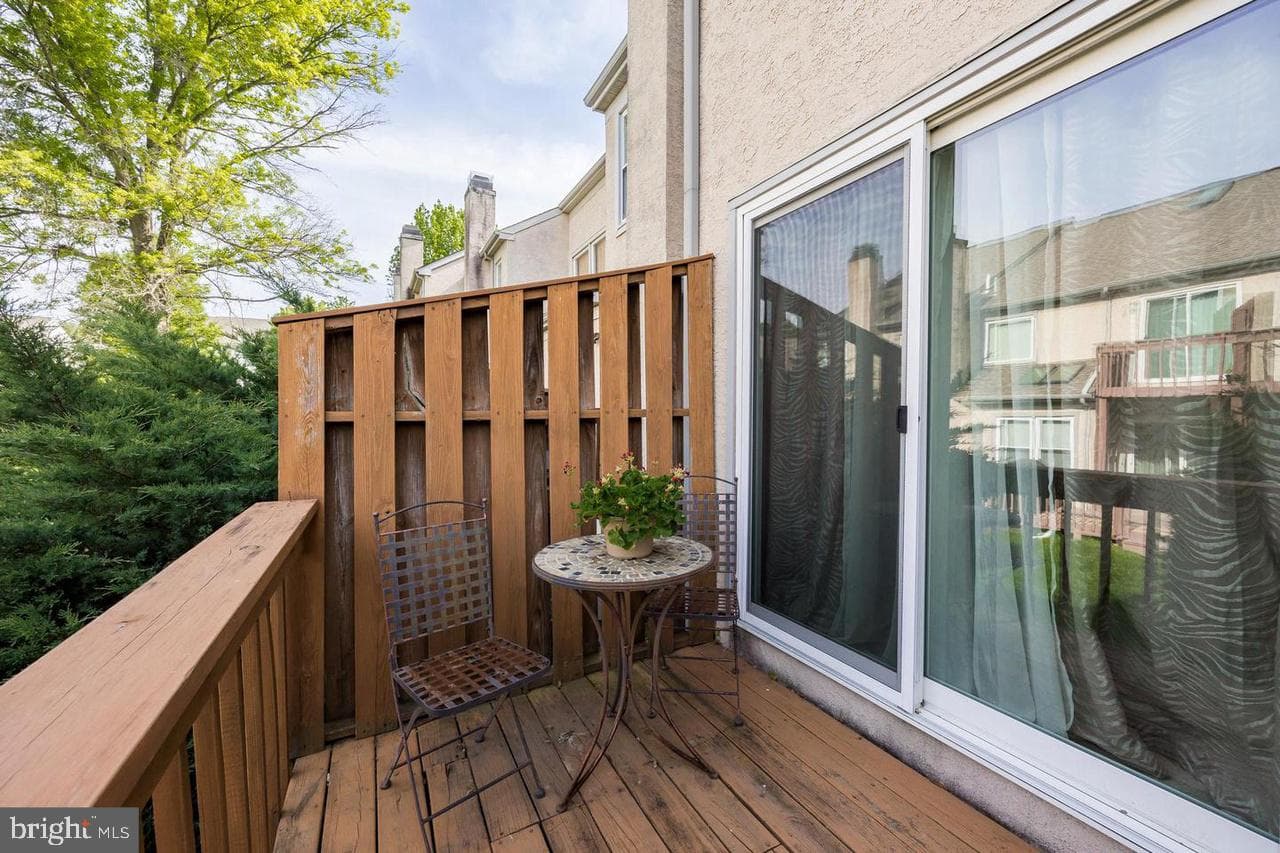 801 Winchester Court #801 photo 10