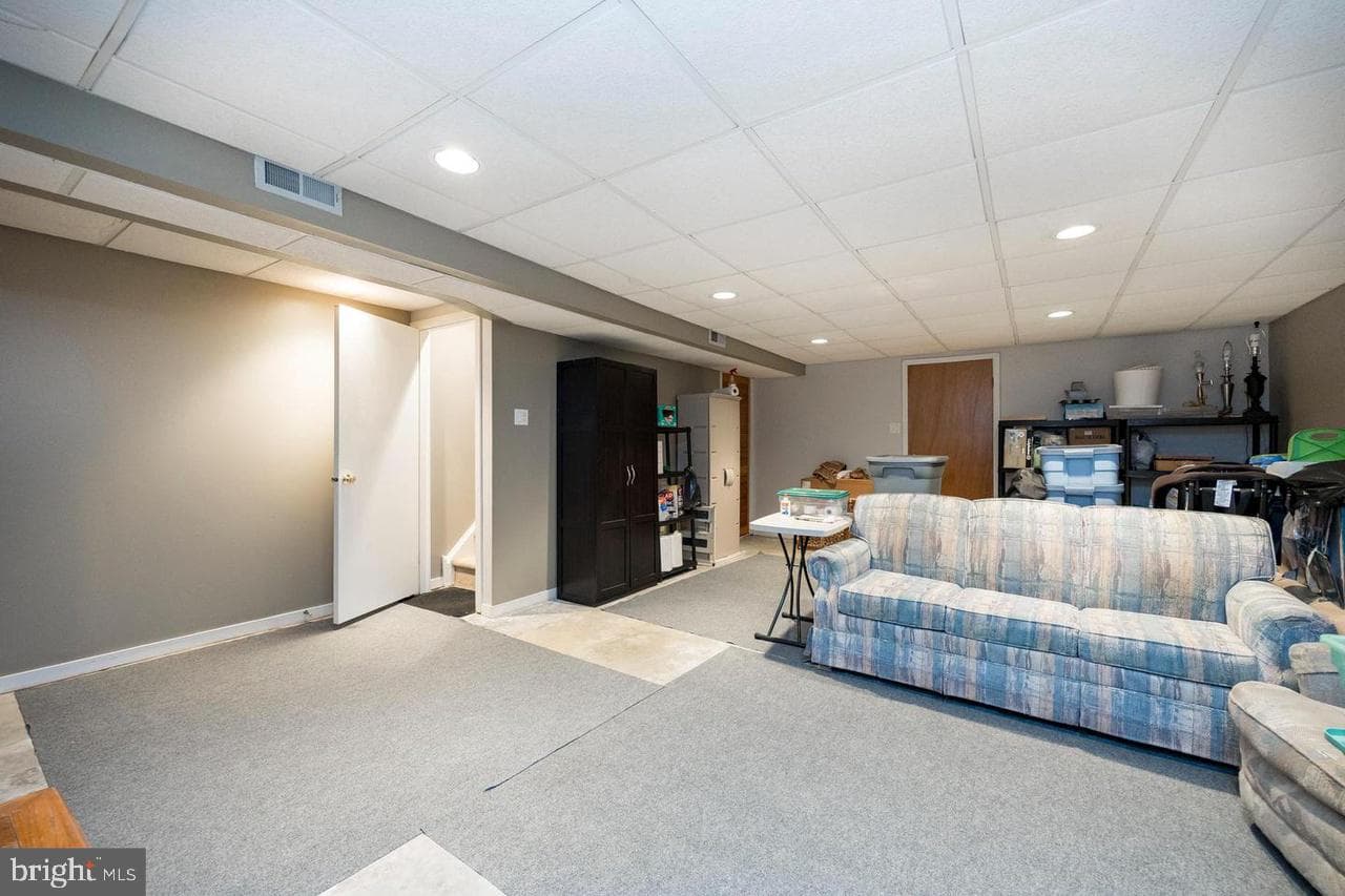 801 Winchester Court #801 photo 11