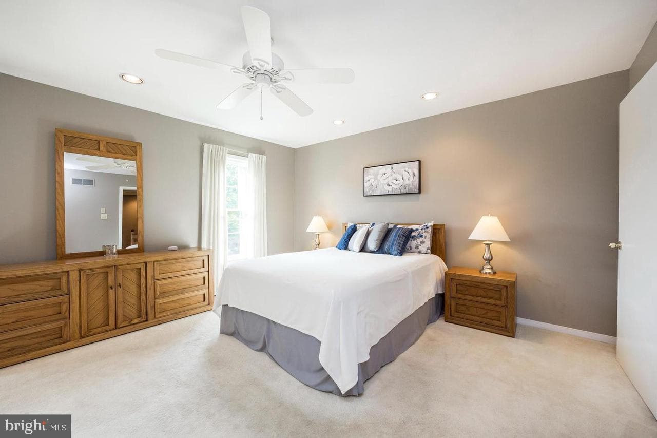 801 Winchester Court #801 photo 19