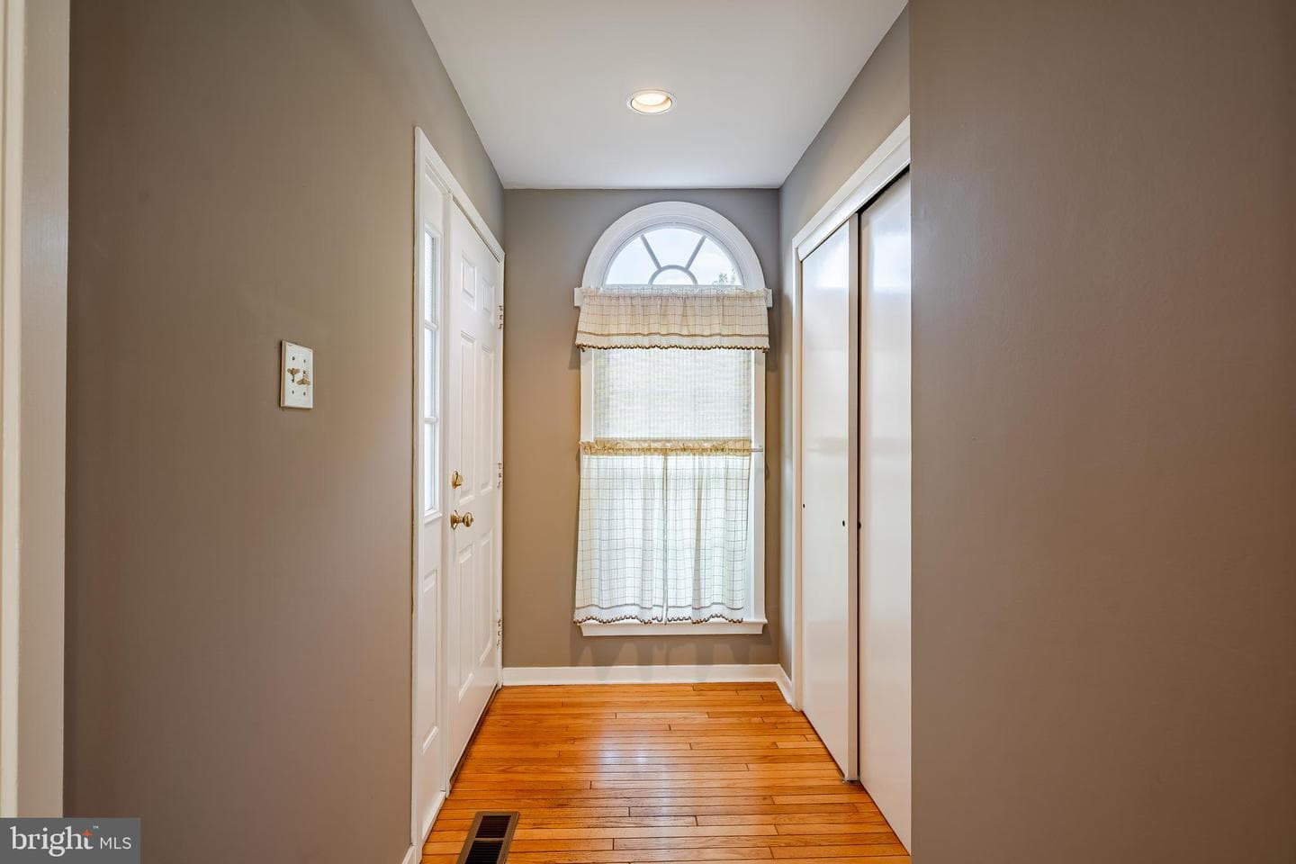 801 Winchester Court #801 photo 39