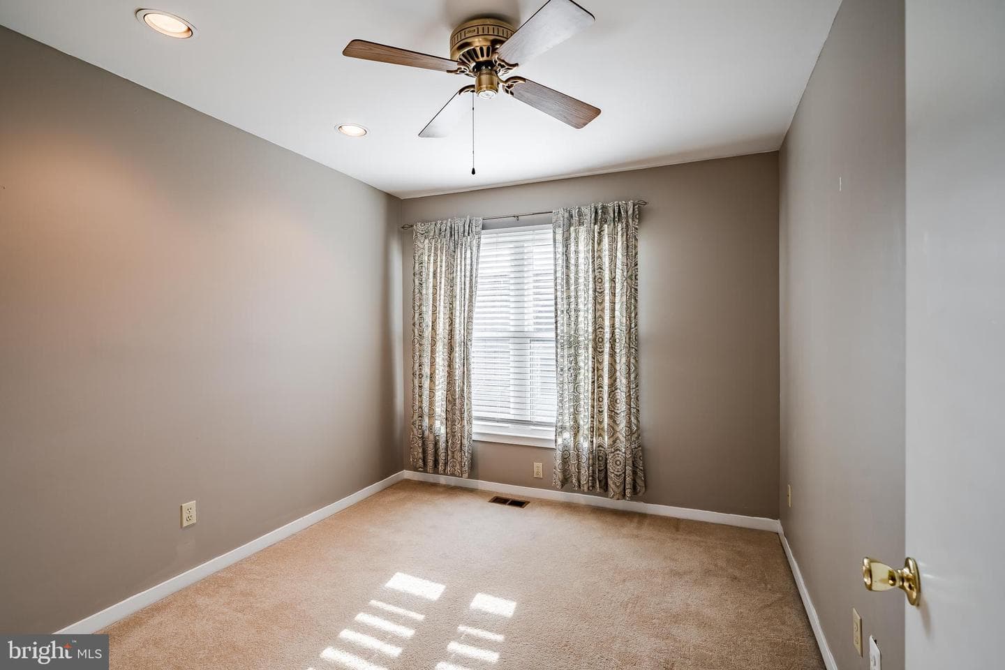 801 Winchester Court #801 photo 56