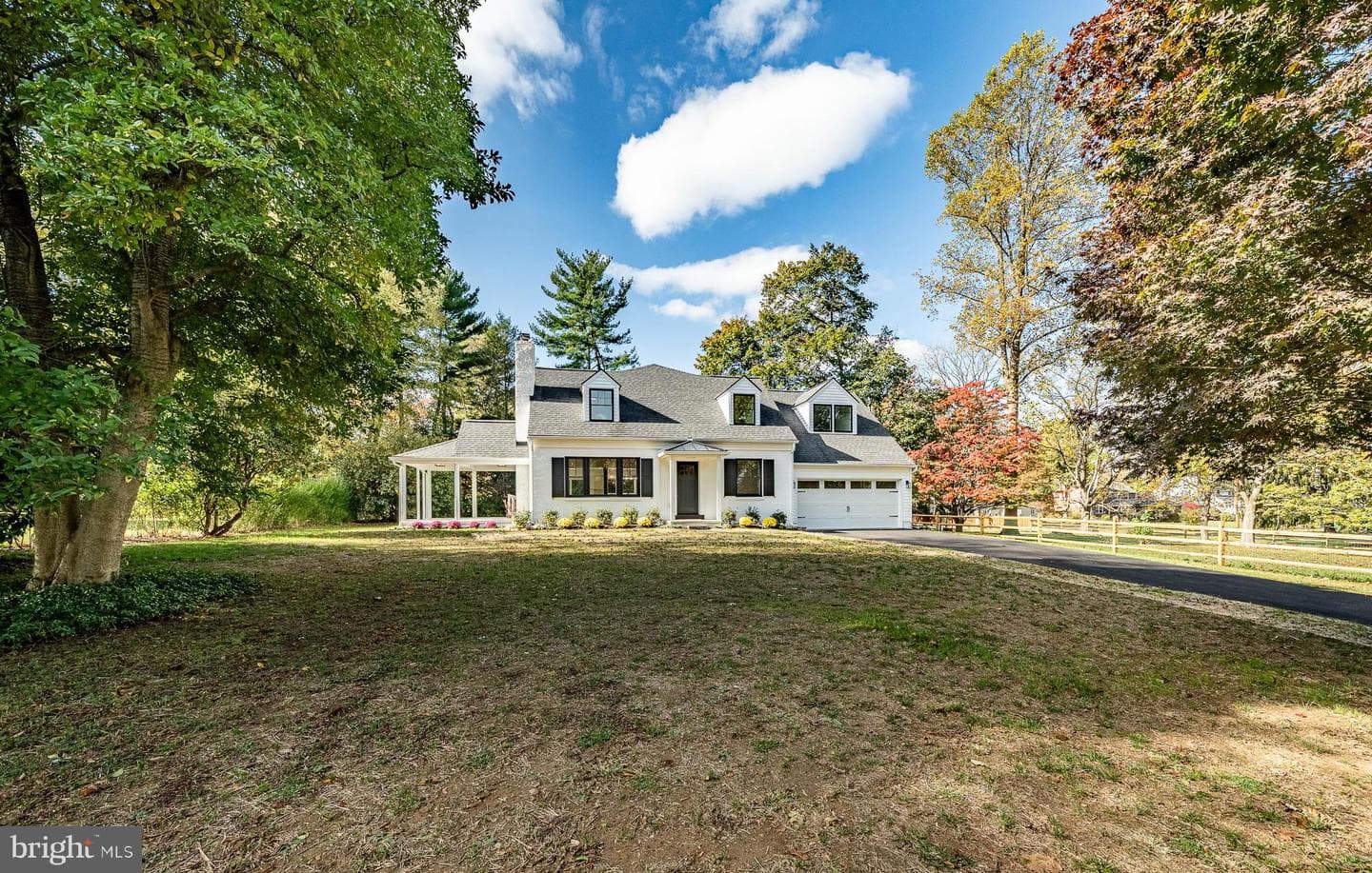 904 Sylvania Lane photo 6
