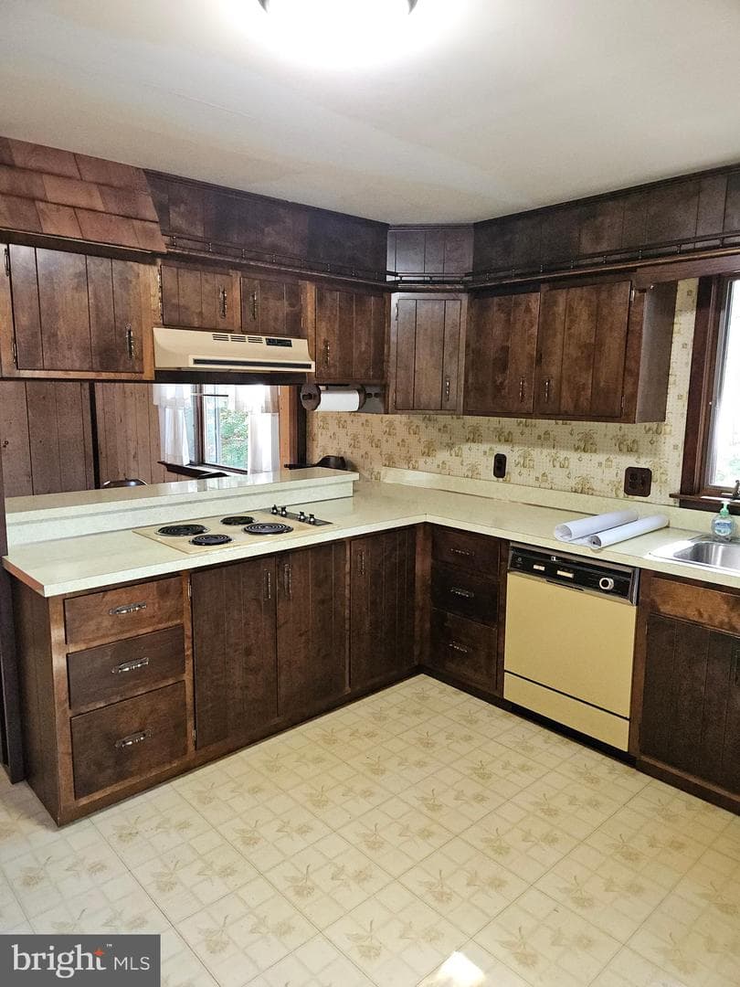47 Roberts Circle photo 26