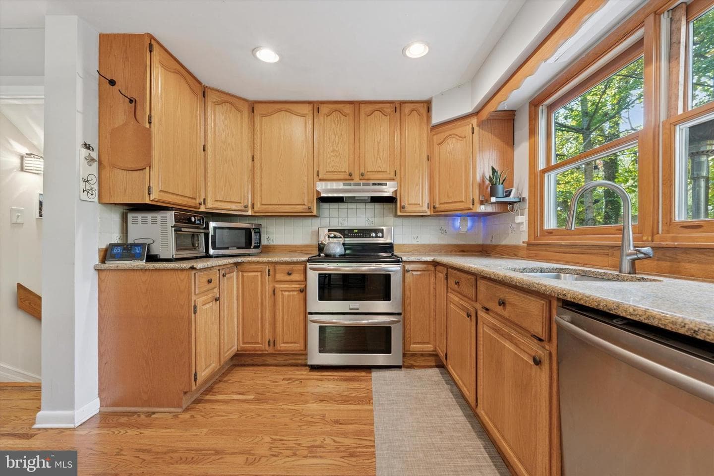 808 Berwyn Baptist Road photo 8