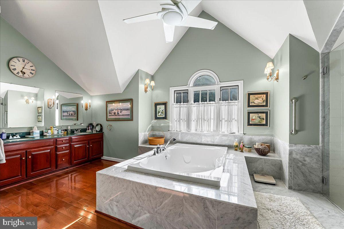 229 Cambridge Chase #30 photo 16