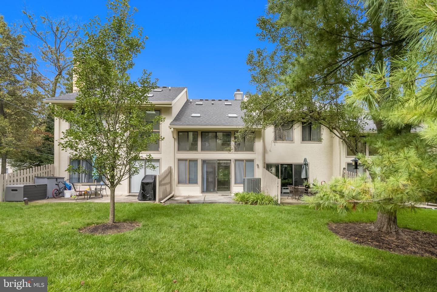 45 Landmark Drive photo 31